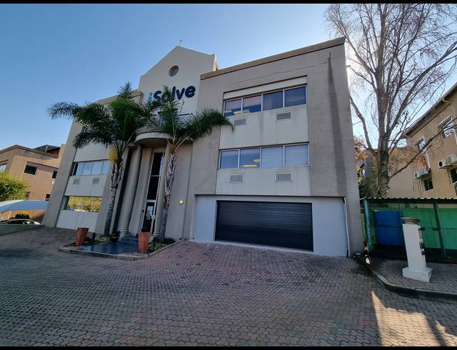 835M² OFFICE FOR SALE IN SUNNINGHILL
